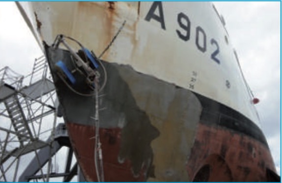 Surface Preparation on ship using magnetic crawler